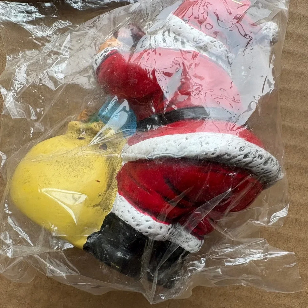 New‎ In Package Old America Stores Vintage Santa Claus Ornament Mini Blow Mold